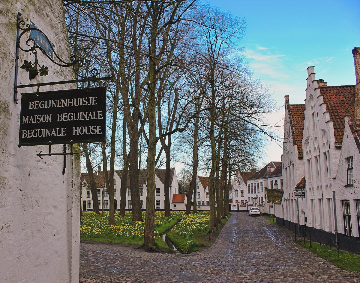 Bruges’ beguinage sheltered women who lived religious lives without taking vows.