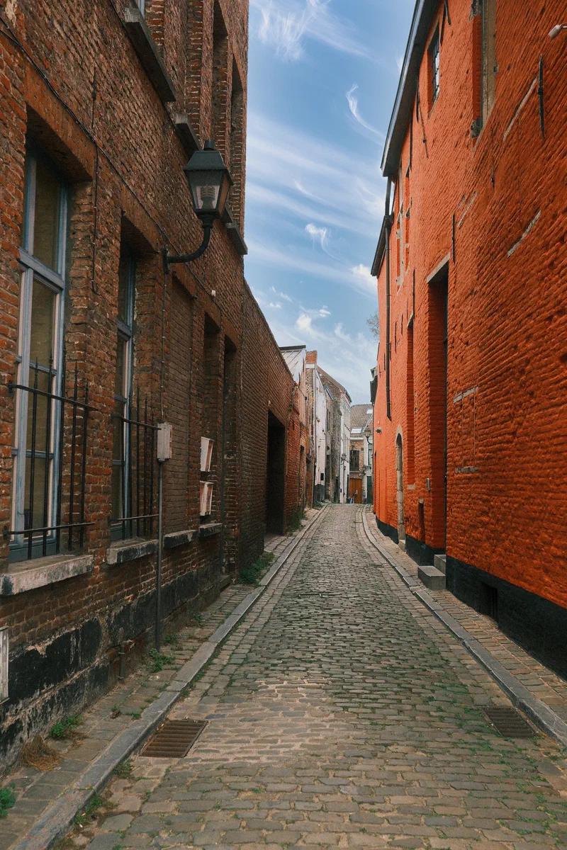 I liked wandering lanes like this, a few steps from the busy squares.