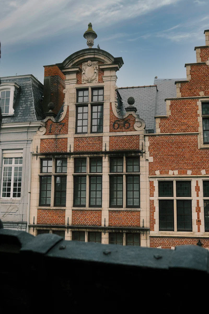 The square below the castle, Sint-Veerleplein, was an execution site for over 400 years. Today it's full of cafés, which felt a little strange knowing that.